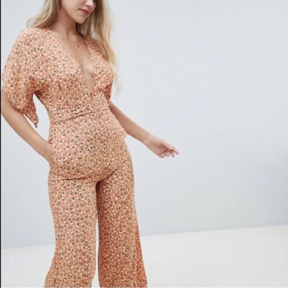 Faithfull The Brand Cedric Jumpsuit Vintage Bloom Peach Floral Women’s Large 8 - Picture 6 of 17